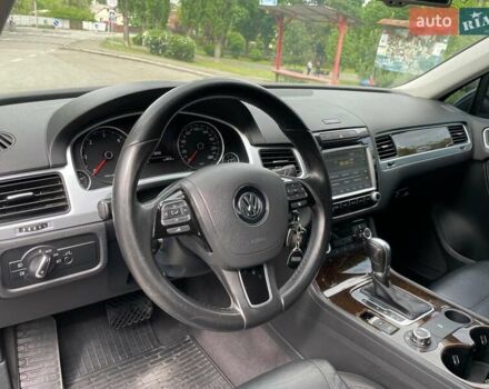 Чорний Фольксваген Туарег, об'ємом двигуна 2.97 л та пробігом 196 тис. км за 23500 $, фото 24 на Automoto.ua