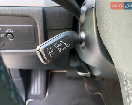 Черный Фольксваген Туарег, объемом двигателя 2.97 л и пробегом 185 тыс. км за 22999 $, фото 59 на Automoto.ua