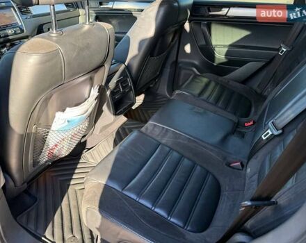 Черный Фольксваген Туарег, объемом двигателя 2.97 л и пробегом 298 тыс. км за 20799 $, фото 15 на Automoto.ua