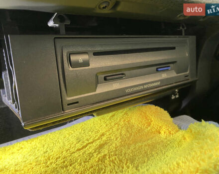 Черный Фольксваген Туарег, объемом двигателя 2.97 л и пробегом 185 тыс. км за 22999 $, фото 77 на Automoto.ua