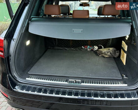 Чорний Фольксваген Туарег, об'ємом двигуна 4.13 л та пробігом 258 тис. км за 28500 $, фото 21 на Automoto.ua