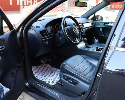 Черный Фольксваген Туарег, объемом двигателя 3 л и пробегом 142 тыс. км за 22900 $, фото 13 на Automoto.ua