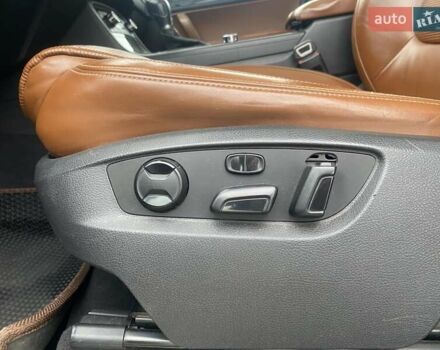 Черный Фольксваген Туарег, объемом двигателя 2.97 л и пробегом 348 тыс. км за 19500 $, фото 28 на Automoto.ua