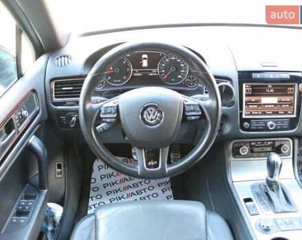 Черный Фольксваген Туарег, объемом двигателя 3 л и пробегом 142 тыс. км за 22900 $, фото 39 на Automoto.ua