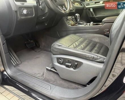 Фольксваген Туарег 2013 в Черновцах на Automoto.ua Черный Фольксваген Туарег, объемом двигателя 2.97 л и пробегом 250 тыс. км за 19900 $, фото 28 на Automoto.ua