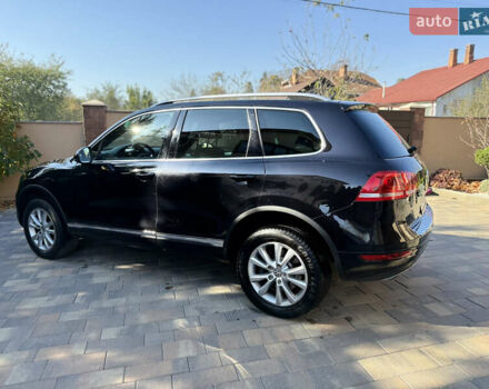 Фольксваген Туарег 2013 в Черновцах на Automoto.ua Черный Фольксваген Туарег, объемом двигателя 2.97 л и пробегом 276 тыс. км за 18900 $, фото 27 на Automoto.ua