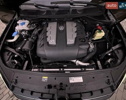 Фольксваген Туарег 2013 в Луцке на Automoto.ua Черный Фольксваген Туарег, объемом двигателя 2.97 л и пробегом 227 тыс. км за 22900 $, фото 25 на Automoto.ua