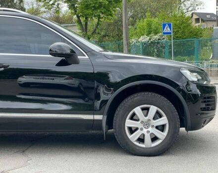 Чорний Фольксваген Туарег, об'ємом двигуна 3 л та пробігом 197 тис. км за 27490 $, фото 5 на Automoto.ua