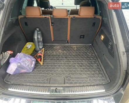 Черный Фольксваген Туарег, объемом двигателя 2.97 л и пробегом 348 тыс. км за 19500 $, фото 37 на Automoto.ua