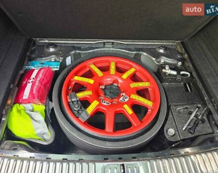 Чорний Фольксваген Туарег, об'ємом двигуна 2.97 л та пробігом 292 тис. км за 22500 $, фото 4 на Automoto.ua