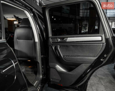 Чорний Фольксваген Туарег, об'ємом двигуна 2.97 л та пробігом 163 тис. км за 21900 $, фото 29 на Automoto.ua