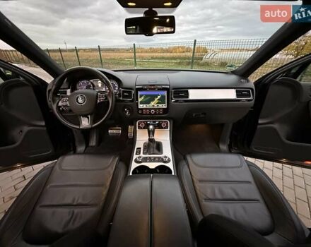 Фольксваген Туарег 2013 в Луцке на Automoto.ua Черный Фольксваген Туарег, объемом двигателя 2.97 л и пробегом 227 тыс. км за 22900 $, фото 18 на Automoto.ua