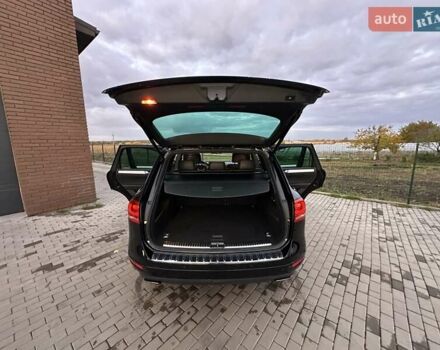 Фольксваген Туарег 2013 в Луцке на Automoto.ua Черный Фольксваген Туарег, объемом двигателя 2.97 л и пробегом 227 тыс. км за 22900 $, фото 12 на Automoto.ua