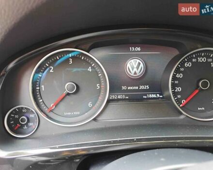 Чорний Фольксваген Туарег, об'ємом двигуна 2.97 л та пробігом 292 тис. км за 22500 $, фото 9 на Automoto.ua