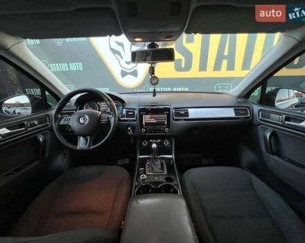 Черный Фольксваген Туарег, объемом двигателя 2.97 л и пробегом 259 тыс. км за 15900 $, фото 27 на Automoto.ua