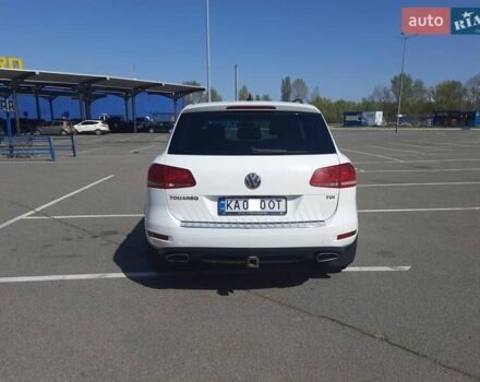 Черный Фольксваген Туарег, объемом двигателя 3 л и пробегом 222 тыс. км за 22000 $, фото 6 на Automoto.ua