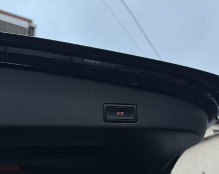 Чорний Фольксваген Туарег, об'ємом двигуна 4.13 л та пробігом 258 тис. км за 28500 $, фото 46 на Automoto.ua