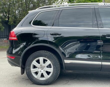 Чорний Фольксваген Туарег, об'ємом двигуна 3 л та пробігом 197 тис. км за 27490 $, фото 7 на Automoto.ua