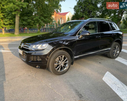 Черный Фольксваген Туарег, объемом двигателя 2.97 л и пробегом 185 тыс. км за 22999 $, фото 4 на Automoto.ua