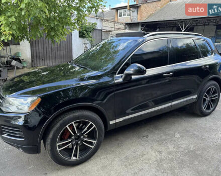 Чорний Фольксваген Туарег, об'ємом двигуна 2.97 л та пробігом 325 тис. км за 18000 $, фото 12 на Automoto.ua