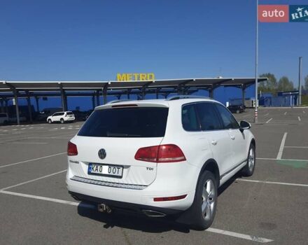 Черный Фольксваген Туарег, объемом двигателя 3 л и пробегом 222 тыс. км за 22000 $, фото 7 на Automoto.ua