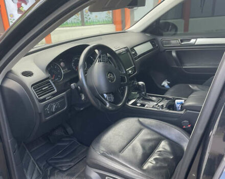 Черный Фольксваген Туарег, объемом двигателя 2.97 л и пробегом 320 тыс. км за 21000 $, фото 8 на Automoto.ua