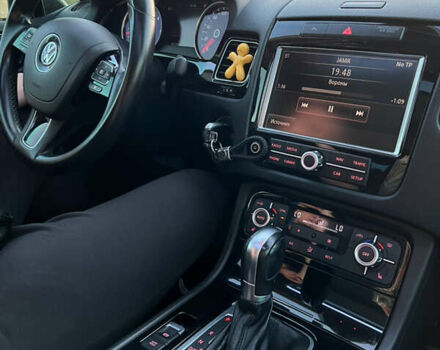 Черный Фольксваген Туарег, объемом двигателя 3 л и пробегом 270 тыс. км за 23200 $, фото 18 на Automoto.ua