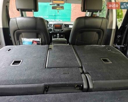 Чорний Фольксваген Туарег, об'ємом двигуна 2.97 л та пробігом 292 тис. км за 22500 $, фото 5 на Automoto.ua