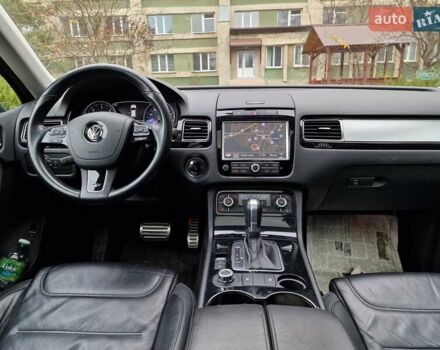 Черный Фольксваген Туарег, объемом двигателя 3 л и пробегом 209 тыс. км за 24999 $, фото 22 на Automoto.ua