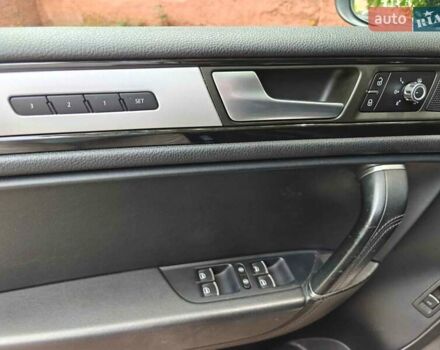 Чорний Фольксваген Туарег, об'ємом двигуна 2.97 л та пробігом 292 тис. км за 22500 $, фото 13 на Automoto.ua