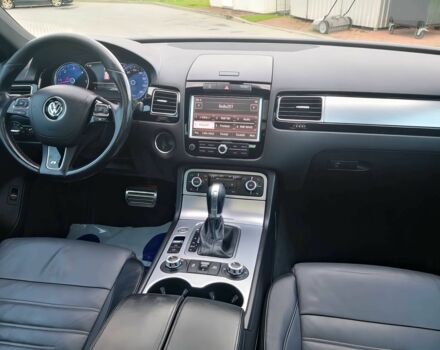 Черный Фольксваген Туарег, объемом двигателя 4.2 л и пробегом 89 тыс. км за 8700 $, фото 8 на Automoto.ua