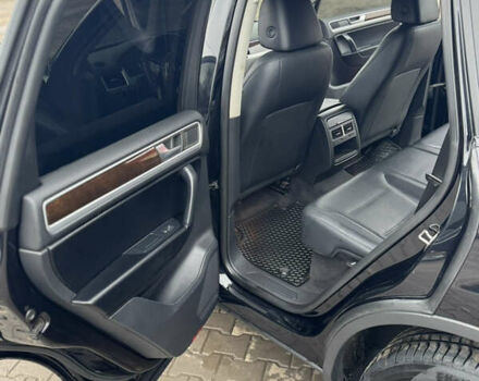 Черный Фольксваген Туарег, объемом двигателя 2.97 л и пробегом 157 тыс. км за 24500 $, фото 8 на Automoto.ua