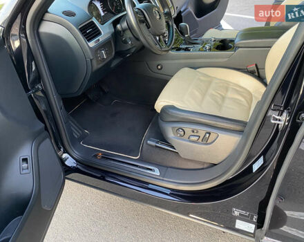 Черный Фольксваген Туарег, объемом двигателя 2.97 л и пробегом 185 тыс. км за 22999 $, фото 45 на Automoto.ua