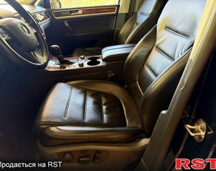 Черный Фольксваген Туарег, объемом двигателя 3 л и пробегом 199 тыс. км за 19800 $, фото 6 на Automoto.ua