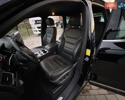Фольксваген Туарег 2013 в Луцке на Automoto.ua Черный Фольксваген Туарег, объемом двигателя 2.97 л и пробегом 227 тыс. км за 22900 $, фото 14 на Automoto.ua
