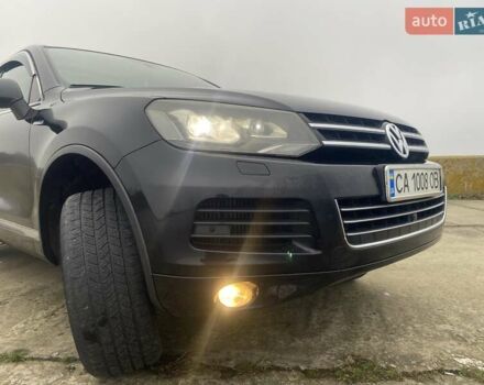 Черный Фольксваген Туарег, объемом двигателя 2.97 л и пробегом 348 тыс. км за 19500 $, фото 1 на Automoto.ua