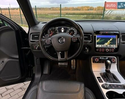Фольксваген Туарег 2013 в Луцке на Automoto.ua Черный Фольксваген Туарег, объемом двигателя 2.97 л и пробегом 227 тыс. км за 22900 $, фото 21 на Automoto.ua
