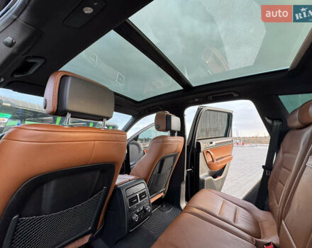 Черный Фольксваген Туарег, объемом двигателя 3 л и пробегом 275 тыс. км за 20999 $, фото 40 на Automoto.ua