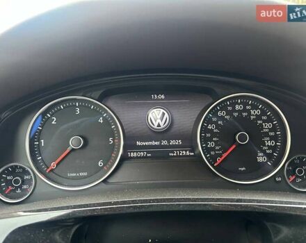 Черный Фольксваген Туарег, объемом двигателя 2.97 л и пробегом 188 тыс. км за 17000 $, фото 8 на Automoto.ua