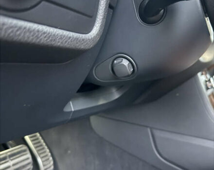 Чорний Фольксваген Туарег, об'ємом двигуна 4.13 л та пробігом 258 тис. км за 28500 $, фото 41 на Automoto.ua