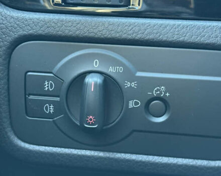 Фольксваген Туарег 2013 в Черновцах на Automoto.ua Черный Фольксваген Туарег, объемом двигателя 2.97 л и пробегом 276 тыс. км за 18900 $, фото 64 на Automoto.ua