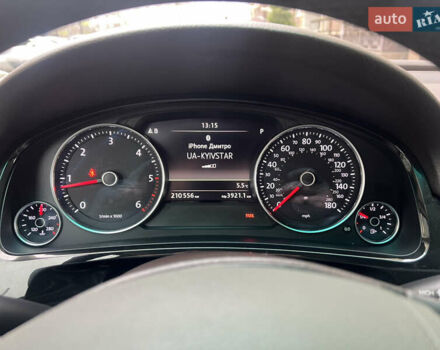 Черный Фольксваген Туарег, объемом двигателя 2.97 л и пробегом 210 тыс. км за 19500 $, фото 5 на Automoto.ua