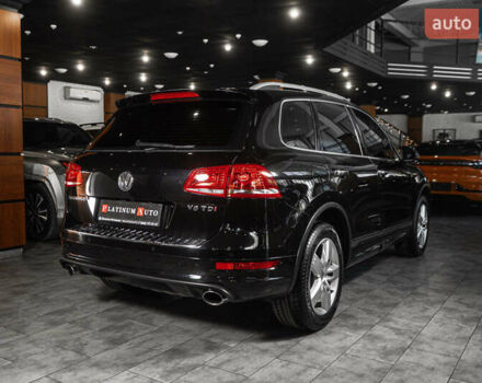 Чорний Фольксваген Туарег, об'ємом двигуна 2.97 л та пробігом 163 тис. км за 21900 $, фото 2 на Automoto.ua