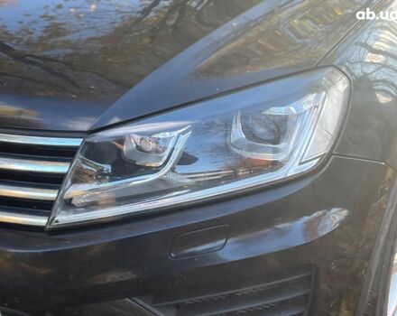 Черный Фольксваген Туарег, объемом двигателя 3 л и пробегом 374 тыс. км за 19990 $, фото 3 на Automoto.ua