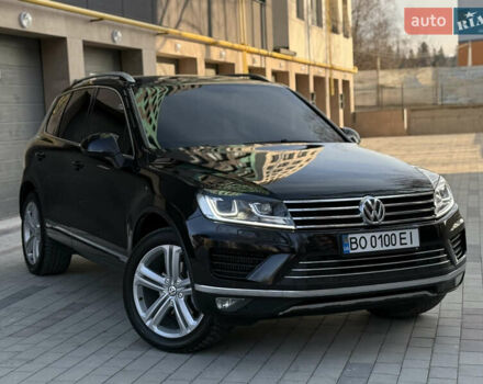 Чорний Фольксваген Туарег, об'ємом двигуна 2.97 л та пробігом 225 тис. км за 27500 $, фото 1 на Automoto.ua