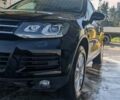 Чорний Фольксваген Туарег, об'ємом двигуна 3 л та пробігом 214 тис. км за 28000 $, фото 1 на Automoto.ua