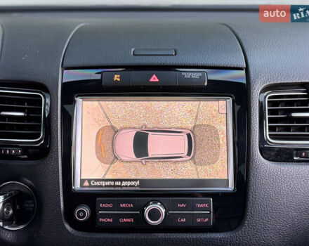Черный Фольксваген Туарег, объемом двигателя 2.97 л и пробегом 268 тыс. км за 20990 $, фото 23 на Automoto.ua