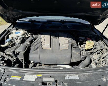 Чорний Фольксваген Туарег, об'ємом двигуна 2.97 л та пробігом 313 тис. км за 17800 $, фото 16 на Automoto.ua