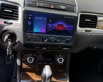 Чорний Фольксваген Туарег, об'ємом двигуна 2.97 л та пробігом 192 тис. км за 20700 $, фото 5 на Automoto.ua