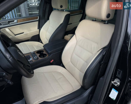 Чорний Фольксваген Туарег, об'ємом двигуна 3 л та пробігом 289 тис. км за 24900 $, фото 15 на Automoto.ua